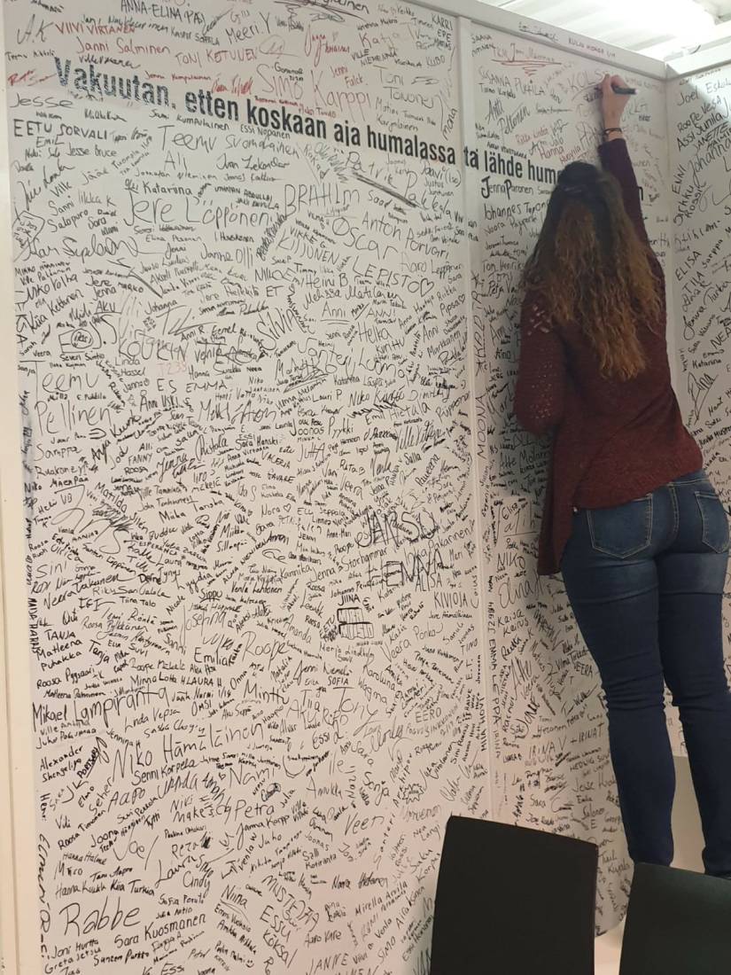 6659877c-bc47-43e2-a62d-0be94fc8c870