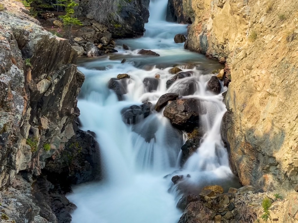 Of Geysers & Waterfalls – Day 2: Fitzpatrick Wilderness Hiking