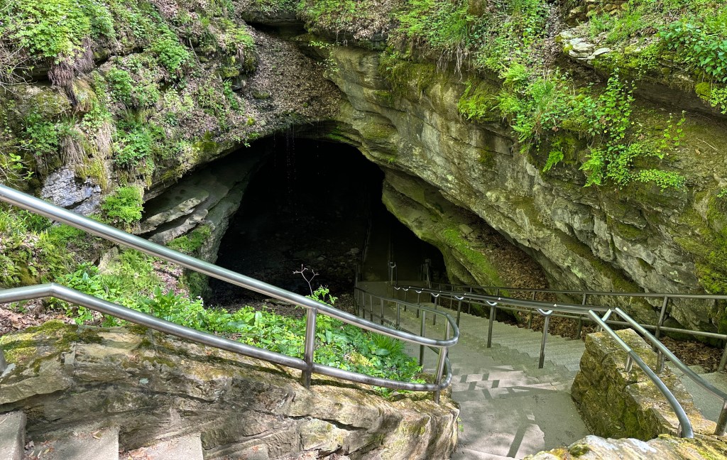 Springtime in Kentucky – Part 2: Abraham Lincoln Birthplace National Historic Site and Mammoth Cave National Park