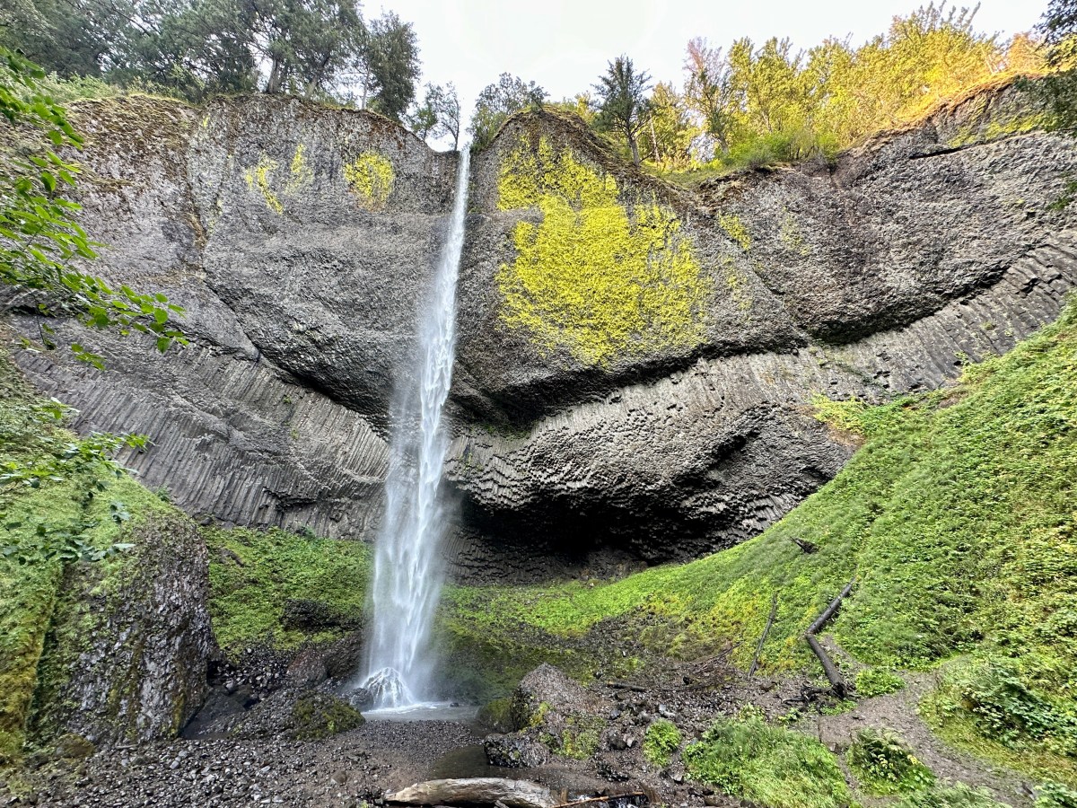 Two Girls Roving: Day 13 – Columbia River Gorge & Hood River Fruit&nbsp;Loop